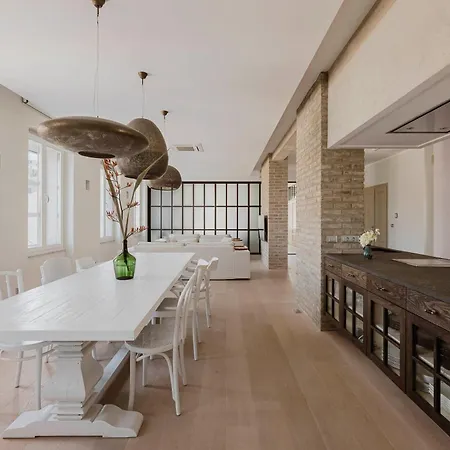 Argemonia Apartment *