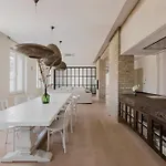 Argemonia Apartment *