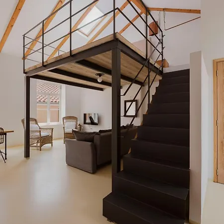 Argemonia Apartment *