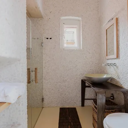 Argemonia דירה *