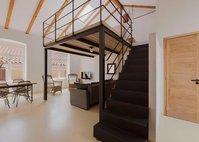 Argemonia Apartment *