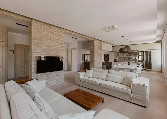 アパート Argemonia マリ・ロシニュ